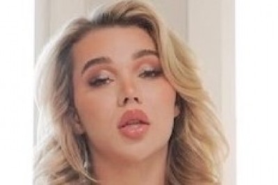 Emma Rose Earns XBIZ Awards Noms for Performer of the Year, Scene Work & Showcase