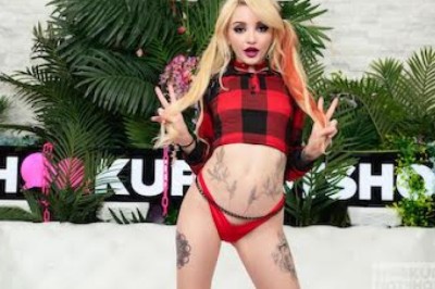 Lola Fae Returns to Hookup Hotshot and It’s Wild